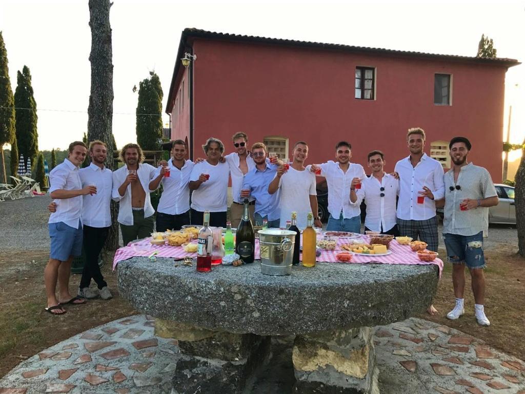 Casa Vacanze Podere Marilla Peccioli Dış mekan fotoğraf